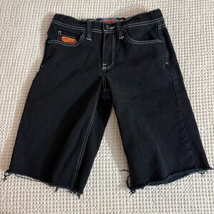 Empyre Black Jorts